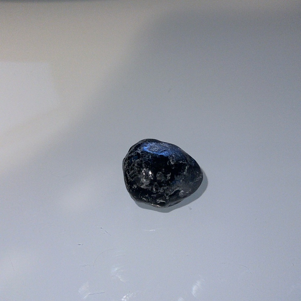 Unknown Palm Size Crystal - Black